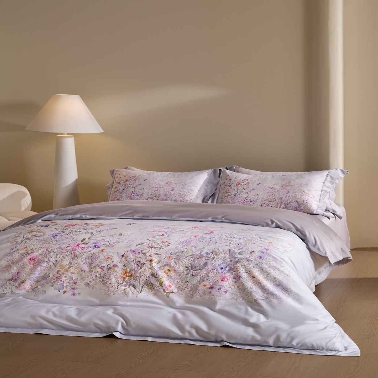 91家纺网 家纺一手货源 找家纺 禾时 2026新款全棉纯棉数码印花埋绳款四件套 雾花蝶影（紫）