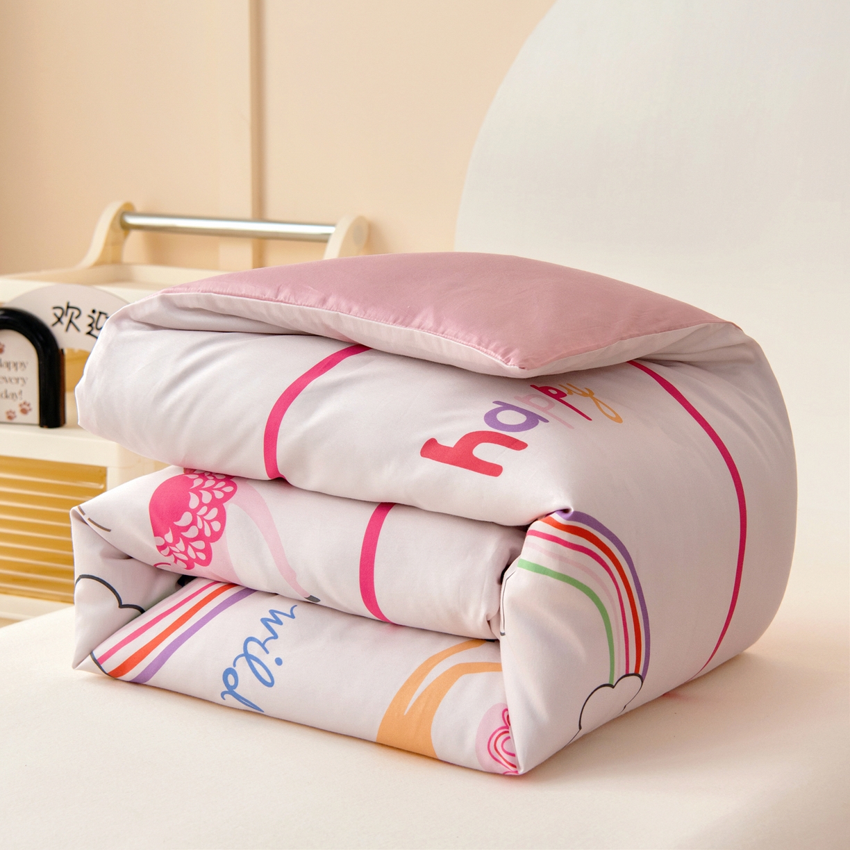 91家纺网 家纺一手货源 找家纺 御棉坊 2026新款60S全棉数码印花幼儿园儿童套件宝宝入园午睡被芯三件套 彩虹国度