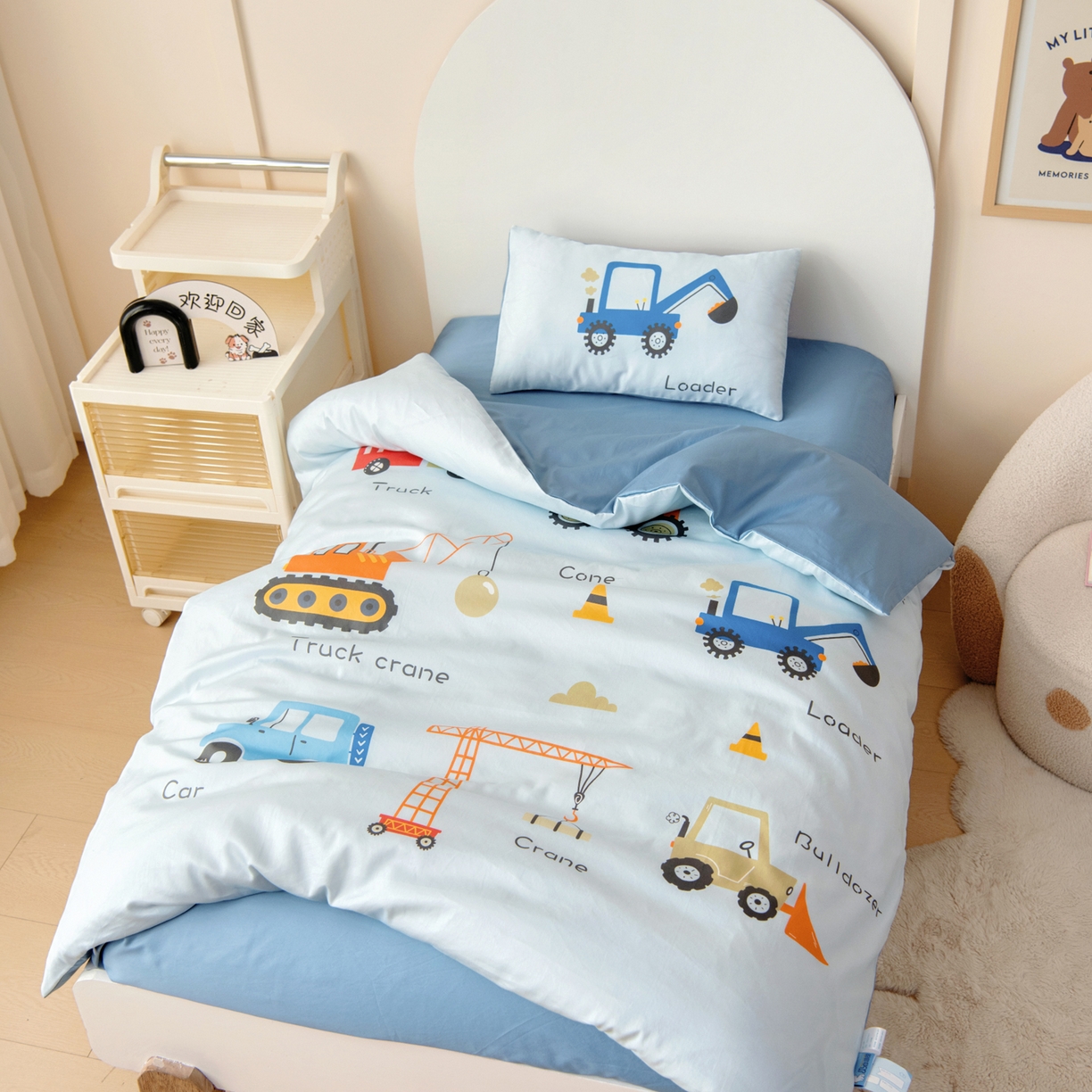 91家纺网 家纺一手货源 找家纺 御棉坊 2026新款60S全棉数码印花幼儿园儿童套件宝宝入园午睡被芯三件套 基建小队