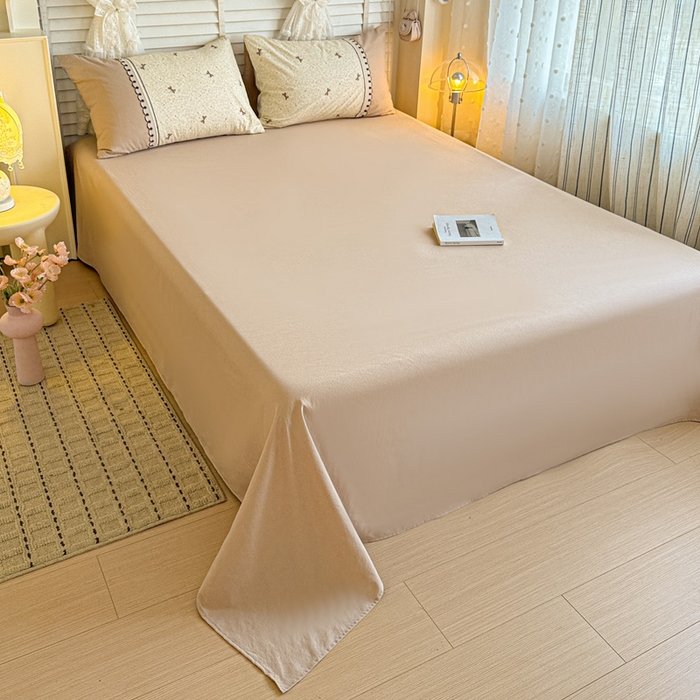 91家纺网 家纺一手货源 找家纺 鑫利来家纺 2026新款古法水洗棉法式花边四件套甄选纯棉花边拼接款四件套印花被套床单单品四件 花间谍