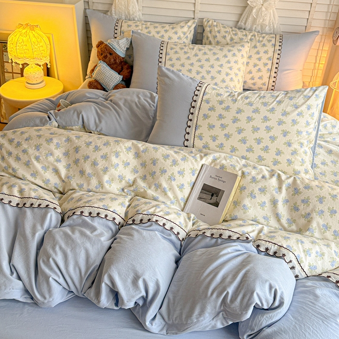 91家纺网 家纺一手货源 找家纺 鑫利来家纺 2026新款古法水洗棉法式花边四件套甄选纯棉花边拼接款四件套印花被套床单单品四件 兰黛