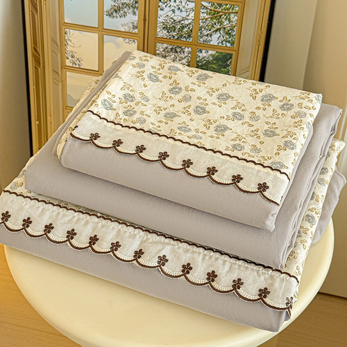 91家纺网 家纺一手货源 找家纺 鑫利来家纺 2026新款古法水洗棉法式花边四件套甄选纯棉花边拼接款四件套印花被套床单单品四件 兰溪