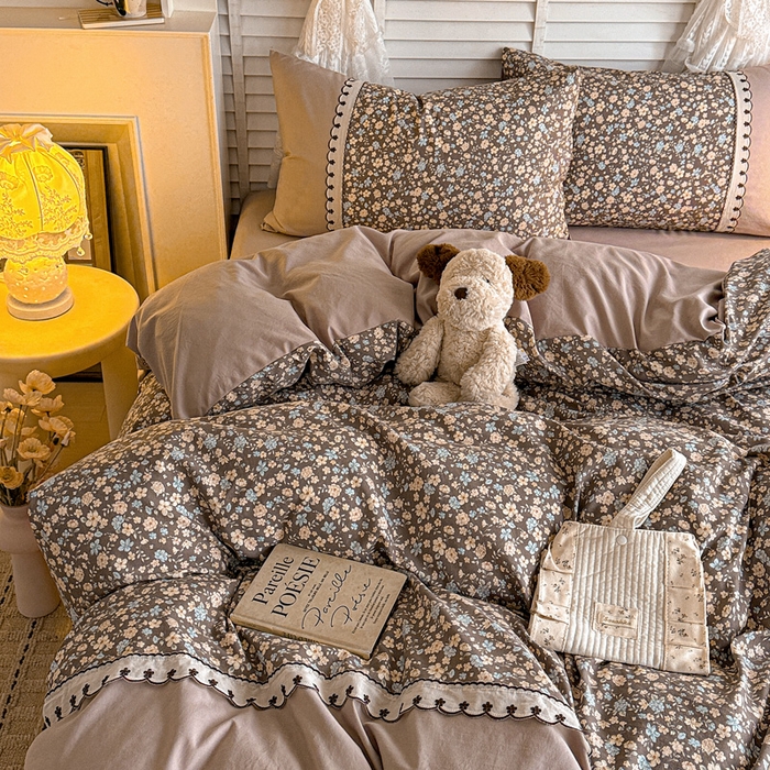 91家纺网 家纺一手货源 找家纺 鑫利来家纺 2026新款古法水洗棉法式花边四件套甄选纯棉花边拼接款四件套印花被套床单单品四件 漫野