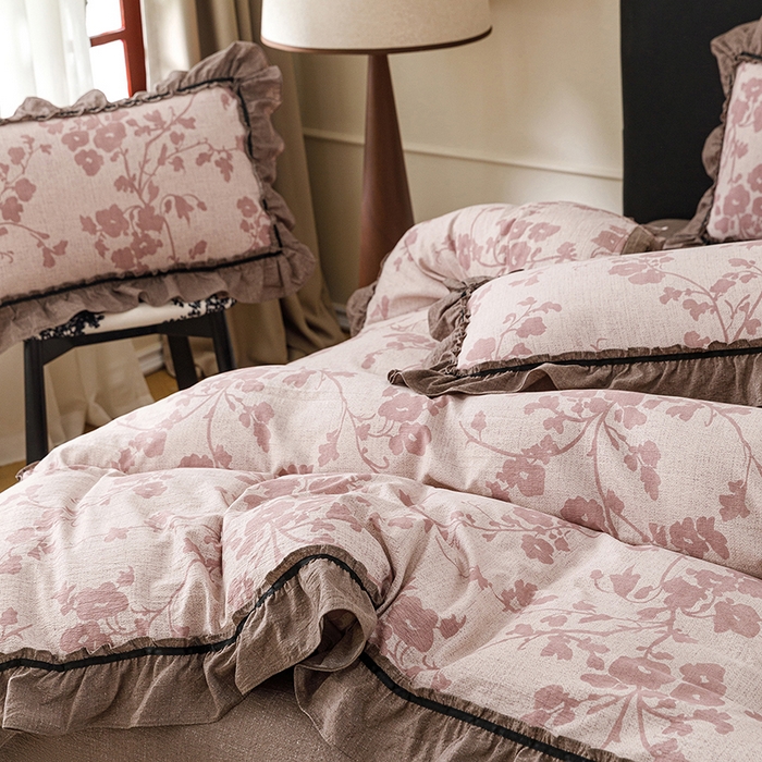 91家纺网 家纺一手货源 找家纺 悦然毛巾被 2026新款原麻水洗提花四件套 粉枝絮语