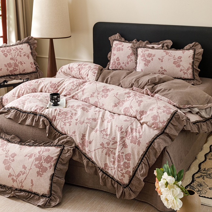 91家纺网 家纺一手货源 找家纺 悦然毛巾被 2026新款原麻水洗提花四件套 粉枝絮语