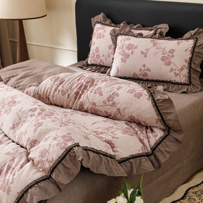 91家纺网 家纺一手货源 找家纺 悦然毛巾被 2026新款原麻水洗提花四件套 粉枝絮语