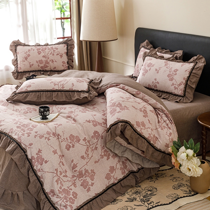 91家纺网 家纺一手货源 找家纺 悦然毛巾被 2026新款原麻水洗提花四件套 粉枝絮语