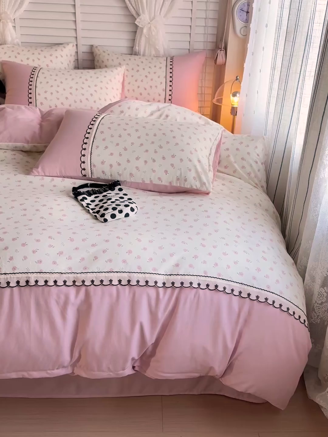 91家纺网 家纺一手货源 找家纺 鑫利来家纺 2026新款古法水洗棉法式花边四件套甄选纯棉花边拼接款四件套印花被套床单单品四件 小玫瑰