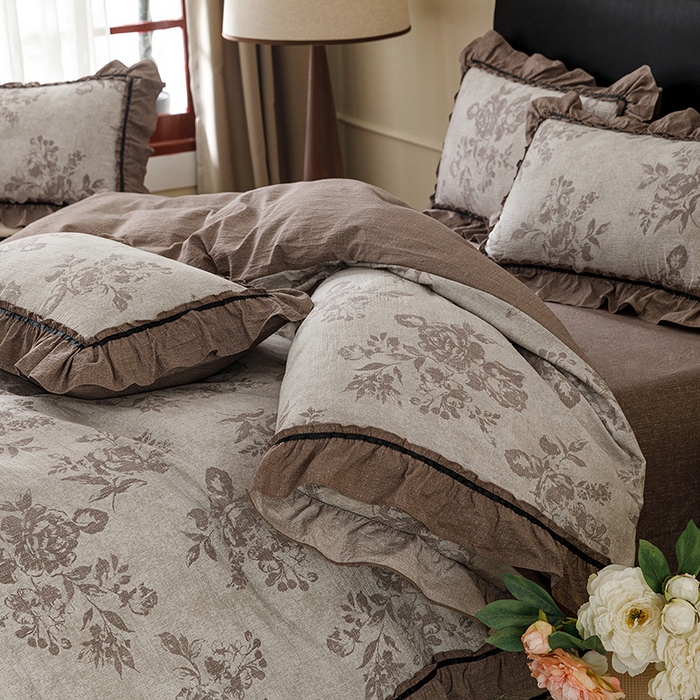 91家纺网 家纺一手货源 找家纺 悦然毛巾被 2026新款原麻水洗提花四件套 咖枝雾影