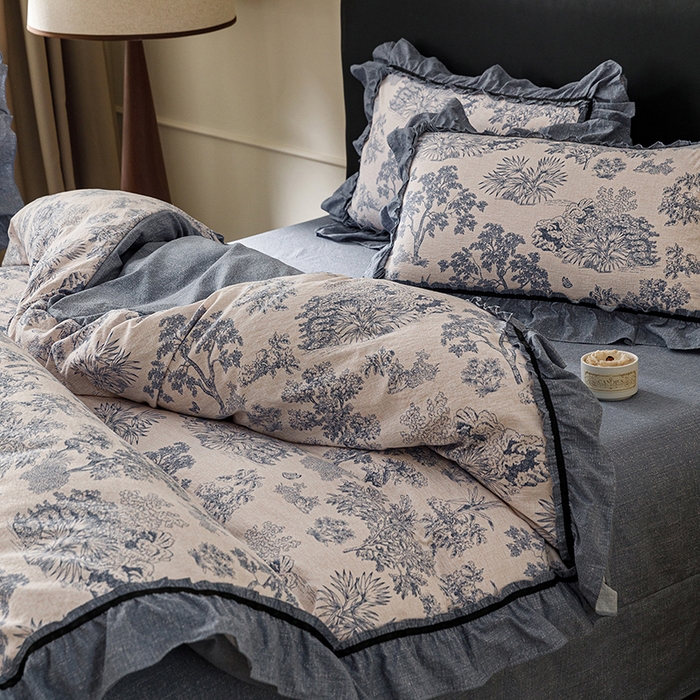 91家纺网 家纺一手货源 找家纺 悦然毛巾被 2026新款原麻水洗提花四件套 蓝花雾影