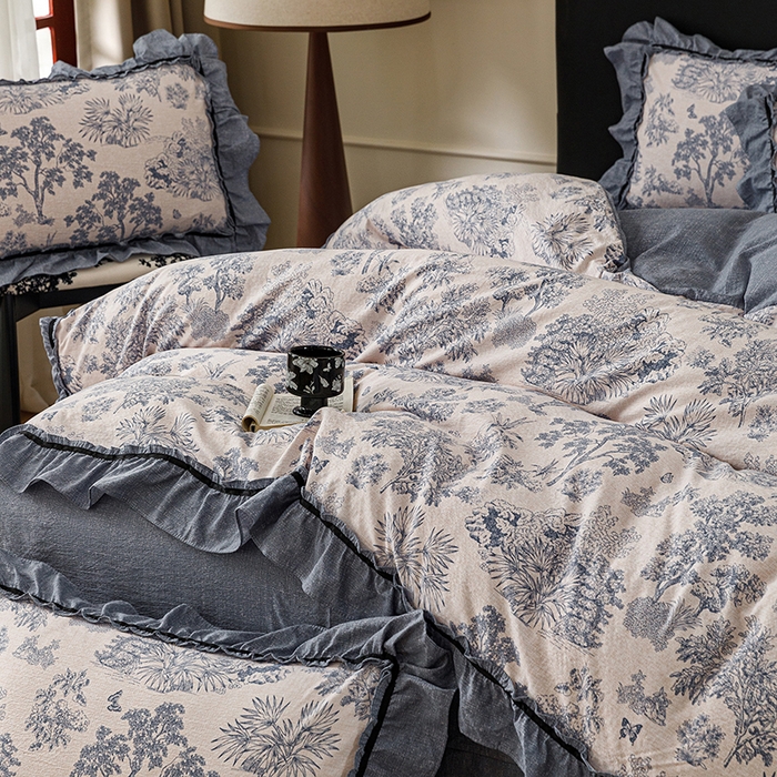 91家纺网 家纺一手货源 找家纺 悦然毛巾被 2026新款原麻水洗提花四件套 蓝花雾影