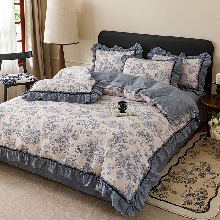 91家纺网 家纺一手货源 找家纺 悦然毛巾被 2026新款原麻水洗提花四件套 蓝花雾影