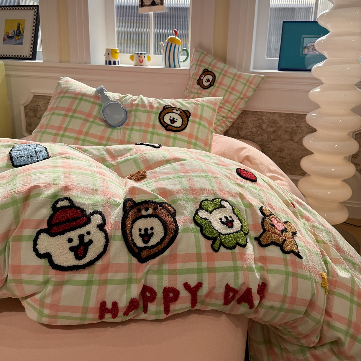 91家纺网 家纺一手货源 找家纺 曼町家居 2026春夏全棉纯棉水洗棉毛巾绣四件套 宠返星球