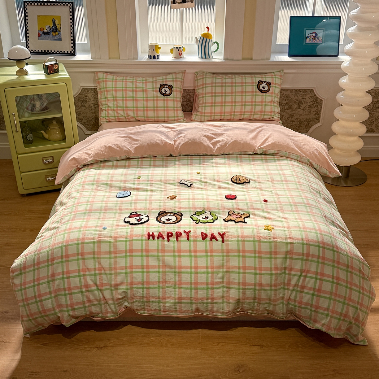 91家纺网 家纺一手货源 找家纺 曼町家居 2026春夏全棉纯棉水洗棉毛巾绣四件套 宠返星球