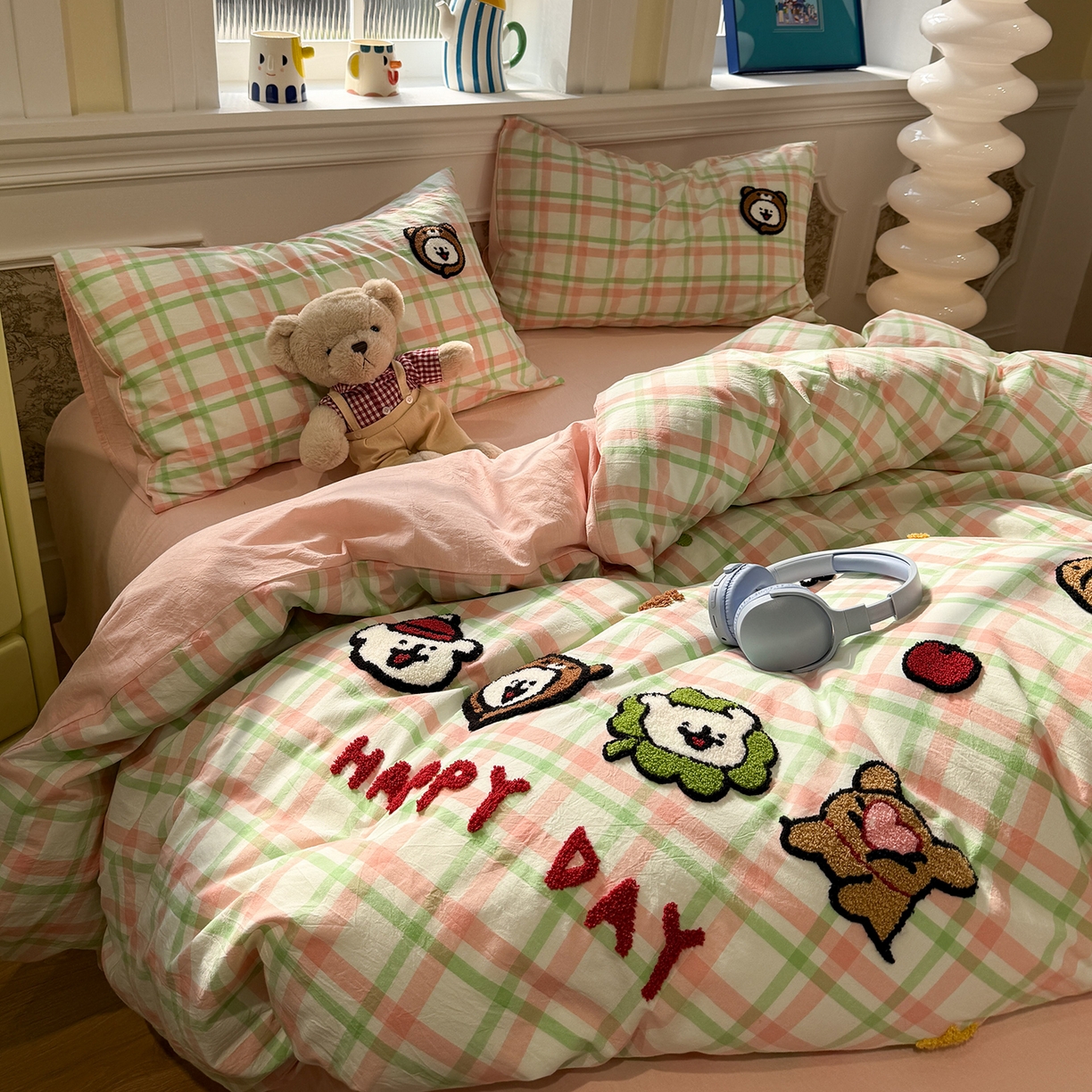 91家纺网 家纺一手货源 找家纺 曼町家居 2026春夏全棉纯棉水洗棉毛巾绣四件套 宠返星球