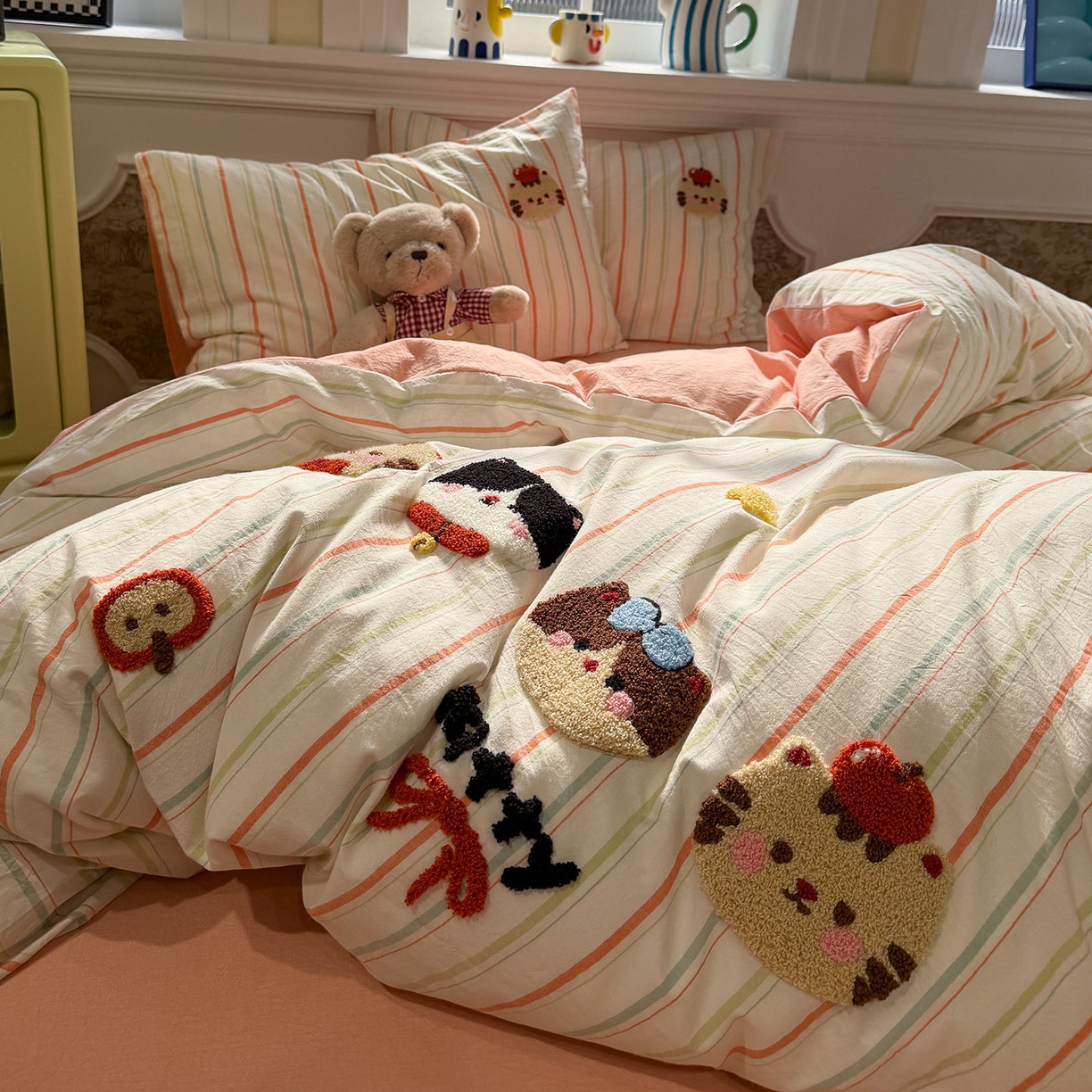 91家纺网 家纺一手货源 找家纺 曼町家居 2026春夏全棉纯棉水洗棉毛巾绣四件套 咪哈友