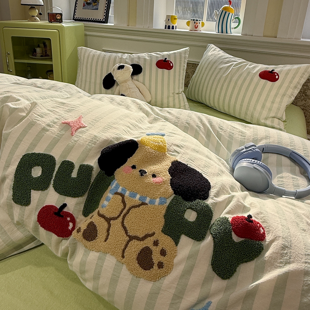 91家纺网 家纺一手货源 找家纺 曼町家居 2026春夏全棉纯棉水洗棉毛巾绣四件套 噗噗狗