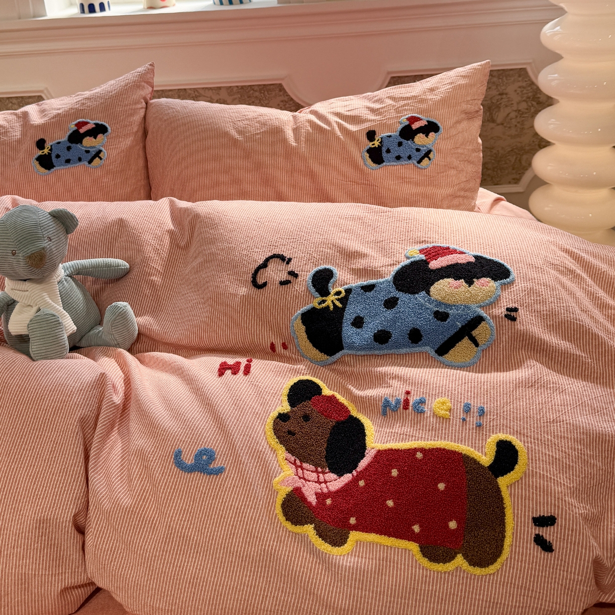 91家纺网 家纺一手货源 找家纺 曼町家居 2026春夏全棉纯棉水洗棉毛巾绣四件套 汪达达