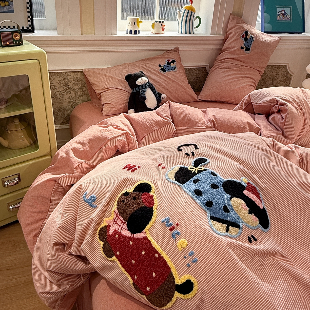 91家纺网 家纺一手货源 找家纺 曼町家居 2026春夏全棉纯棉水洗棉毛巾绣四件套 汪达达