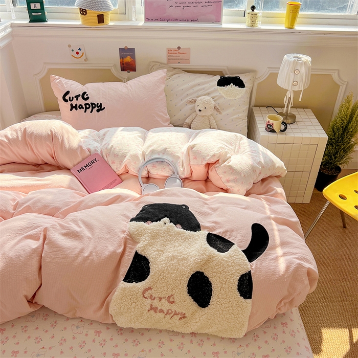 91家纺网 家纺一手货源 找家纺 （总）繁花家居 2026新款云感泡芙棉邹邹木棉可爱童趣贴布绣毛巾绣四件套