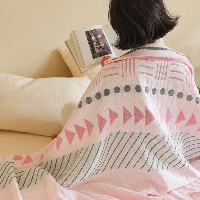 91家纺网 家纺一手货源 找家纺 朴尔家纺-毛巾被 2026新款西部民族风全棉纯棉三层纱布毛巾被-朴尔经典款常年备货 麦卡西-粉