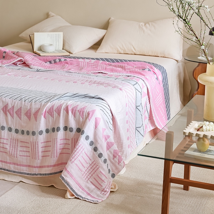 91家纺网 家纺一手货源 找家纺 朴尔家纺-毛巾被 2026新款西部民族风全棉纯棉三层纱布毛巾被-朴尔经典款常年备货 麦卡西-粉