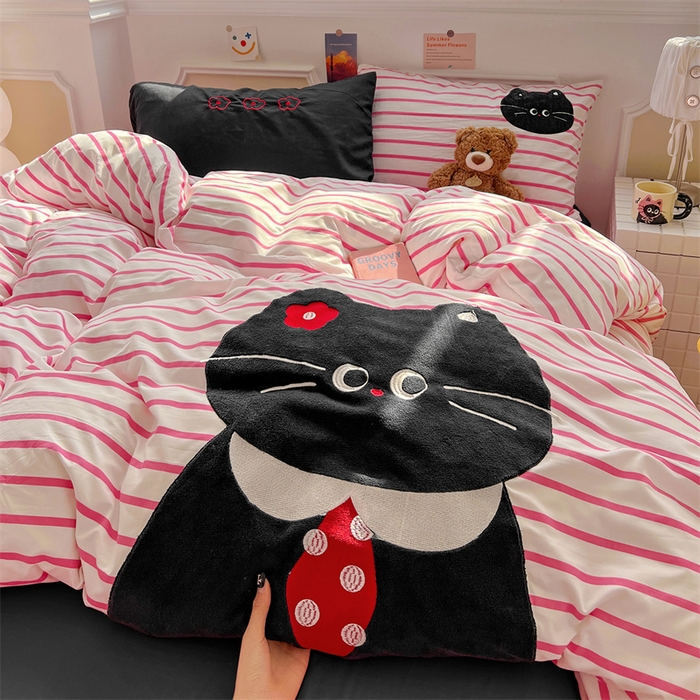 91家纺网 家纺一手货源 找家纺 繁花家居 2026新款云感泡芙棉邹邹木棉可爱童趣贴布绣毛巾绣四件套 猫先生