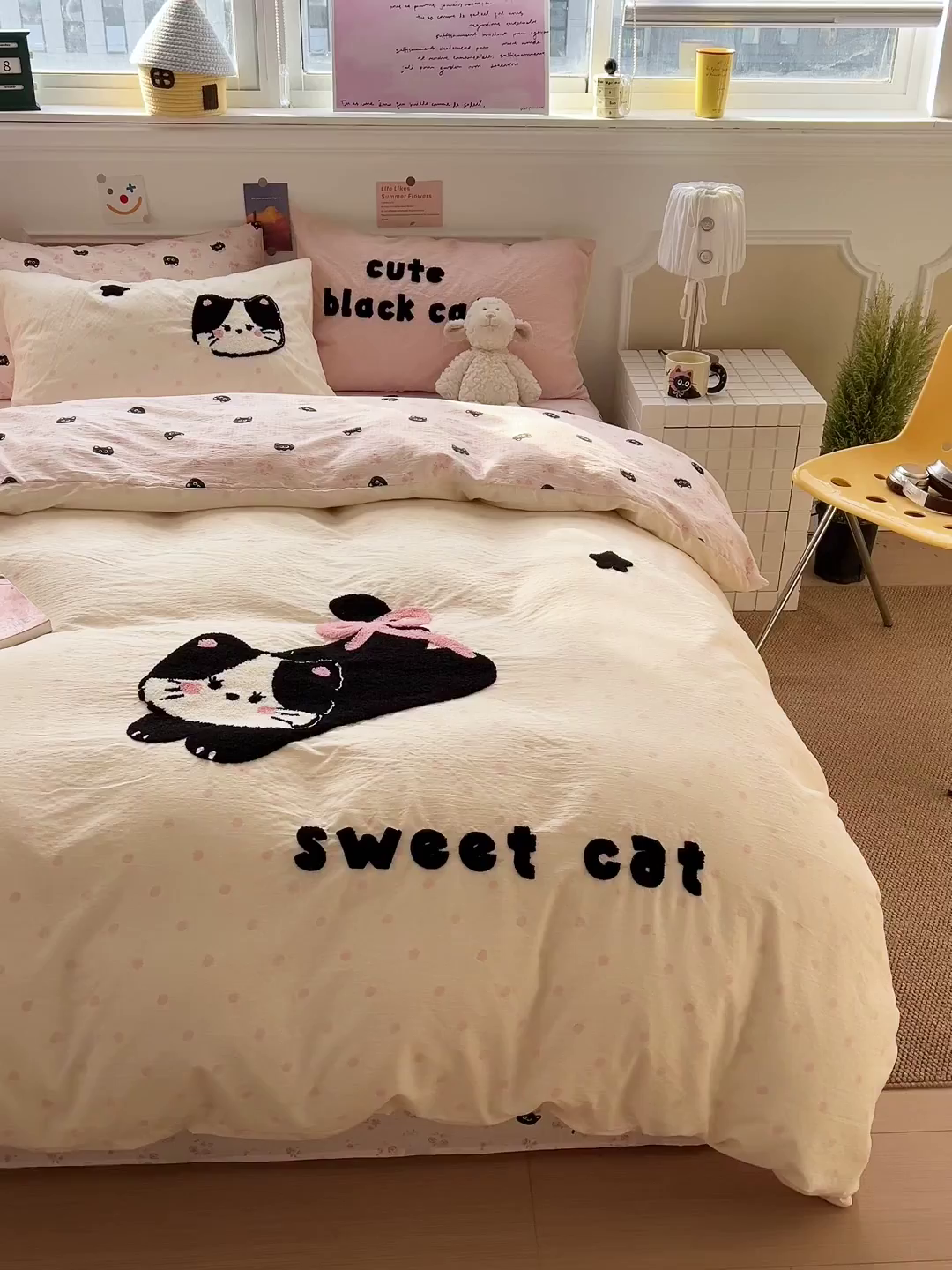 91家纺网 家纺一手货源 找家纺 繁花家居 2026新款云感泡芙棉邹邹木棉可爱童趣贴布绣毛巾绣四件套 窝系猫