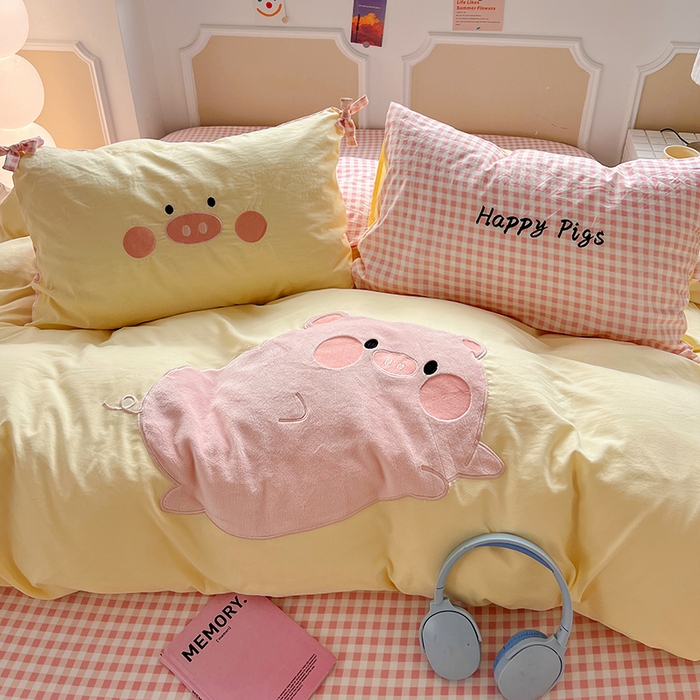 91家纺网 家纺一手货源 找家纺 繁花家居 2026新款云感泡芙棉邹邹木棉可爱童趣贴布绣毛巾绣四件套 小粉猪