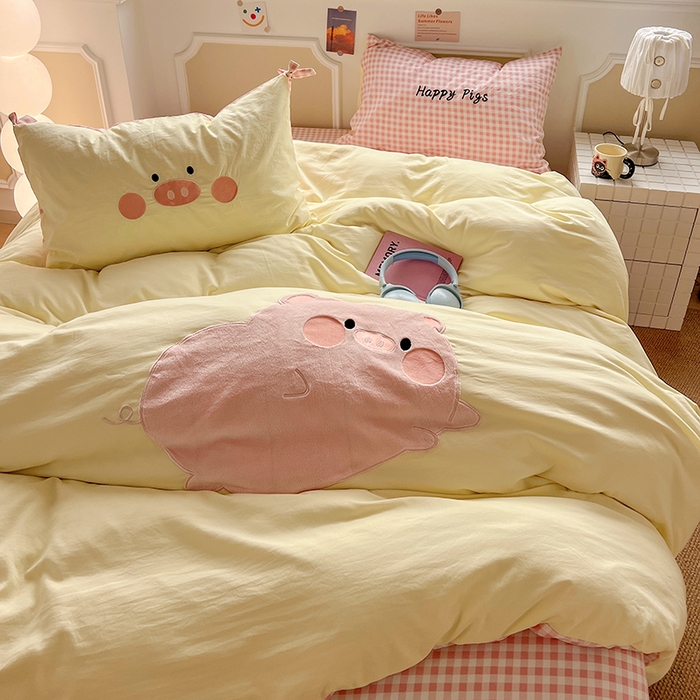 91家纺网 家纺一手货源 找家纺 繁花家居 2026新款云感泡芙棉邹邹木棉可爱童趣贴布绣毛巾绣四件套 小粉猪