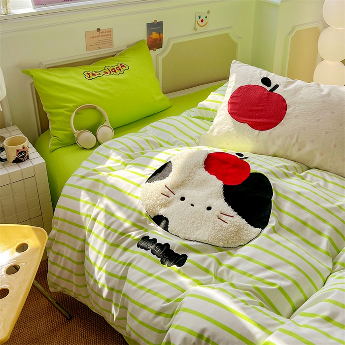 91家纺网 家纺一手货源 找家纺 繁花家居 2026新款云感泡芙棉邹邹木棉可爱童趣贴布绣毛巾绣四件套 小胖球