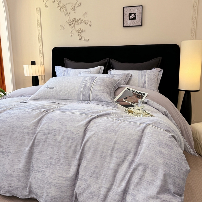 91家纺网 家纺一手货源 找家纺 优迈 2026新款全棉纯棉磨毛数码印花四件套 枕月织梦-紫