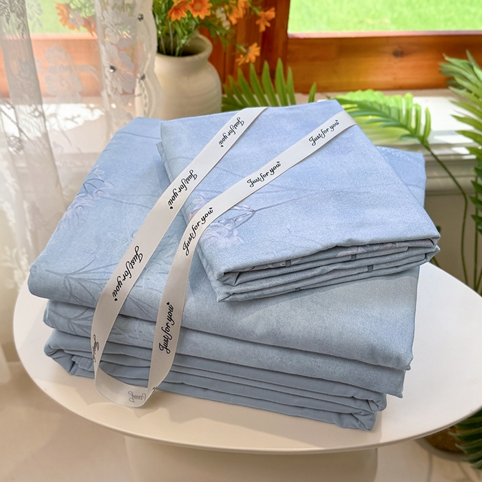 91家纺网 家纺一手货源 找家纺 优迈 2026新款全棉纯棉磨毛数码印花四件套 听风冷羽