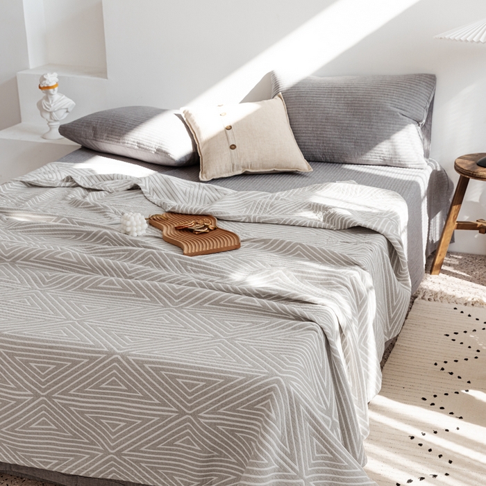 91家纺网 家纺一手货源 找家纺 朴尔家纺-毛巾被 2026新款格调简约风全棉纯棉三层纱布毛巾被-朴尔经典款常年备货 普韦布洛-浅灰