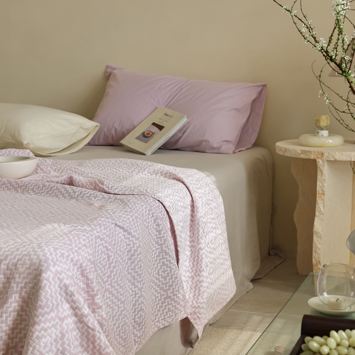 91家纺网 家纺一手货源 找家纺 朴尔家纺-毛巾被 2026新款格调简约风全棉纯棉三层纱布毛巾被-朴尔经典款常年备货 西西里-粉