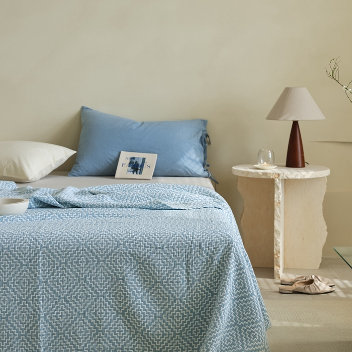 91家纺网 家纺一手货源 找家纺 朴尔家纺-毛巾被 2026新款格调简约风全棉纯棉三层纱布毛巾被-朴尔经典款常年备货 西西里-蓝