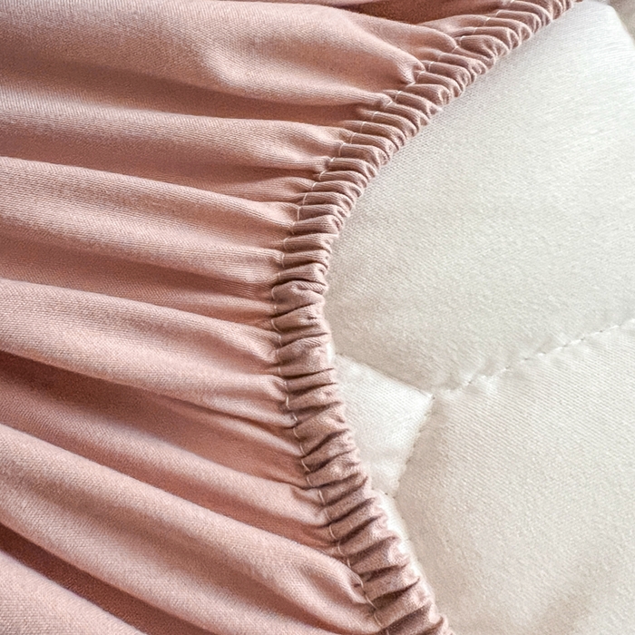 91家纺网 家纺一手货源 找家纺 赛丽雅 2026新款夹棉床笠三件套加厚床垫保护套 爱心狗狗