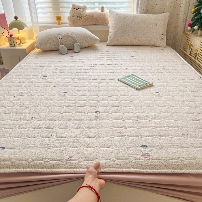 91家纺网 家纺一手货源 找家纺 赛丽雅 2026新款夹棉床笠三件套加厚床垫保护套 爱心狗狗