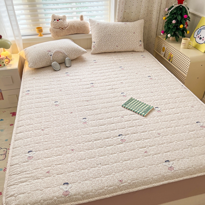 91家纺网 家纺一手货源 找家纺 赛丽雅 2026新款夹棉床笠三件套加厚床垫保护套 爱心狗狗