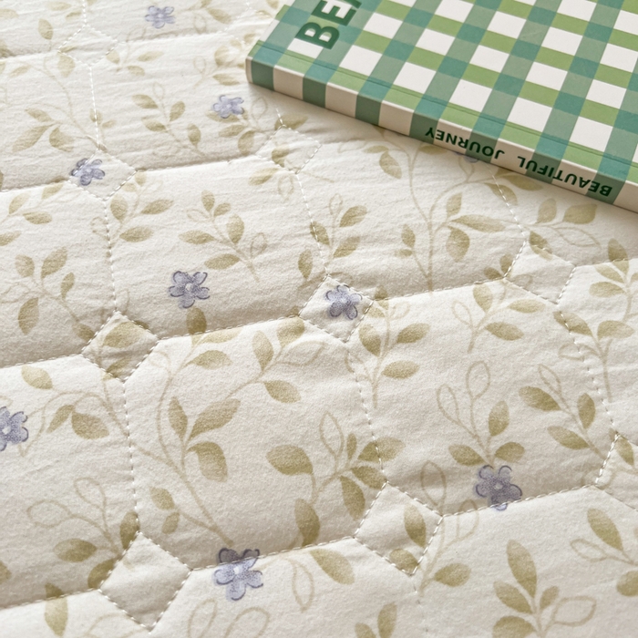 91家纺网 家纺一手货源 找家纺 赛丽雅 2026新款夹棉床笠三件套加厚床垫保护套 春风里