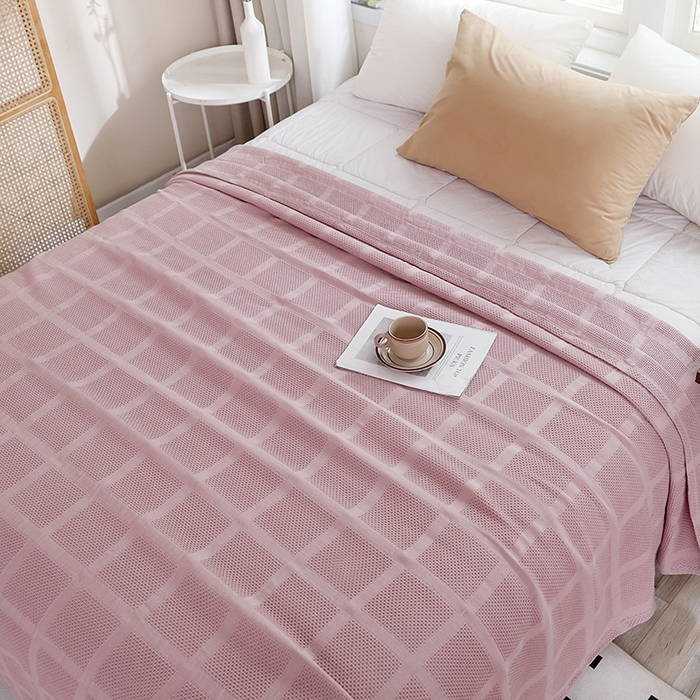 91家纺网 家纺一手货源 找家纺 朴尔家纺-毛巾被 2026新款全棉纯棉质朴方格风立体华夫格透气纱布毛巾被-朴尔经典款常年备货 方格华夫格-粉