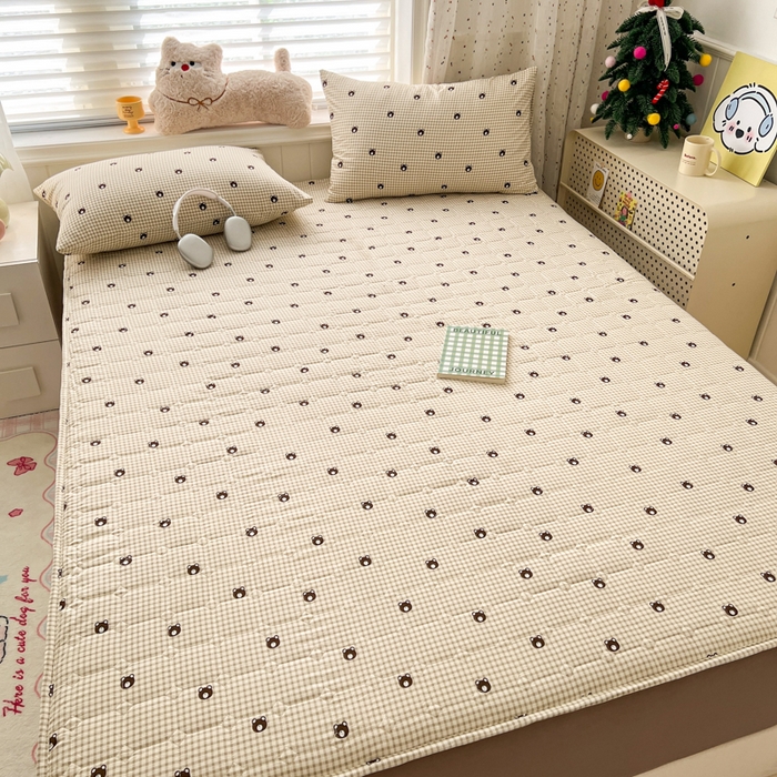 91家纺网 家纺一手货源 找家纺 赛丽雅 2026新款夹棉床笠三件套加厚床垫保护套 格子熊