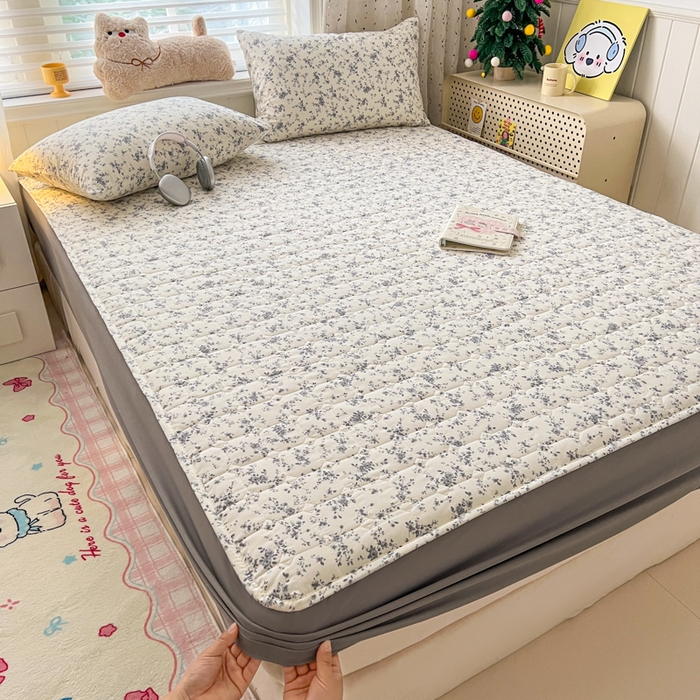 91家纺网 家纺一手货源 找家纺 赛丽雅 2026新款夹棉床笠三件套加厚床垫保护套 花枝棠