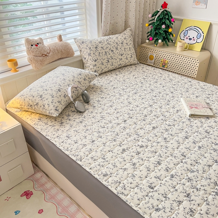 91家纺网 家纺一手货源 找家纺 赛丽雅 2026新款夹棉床笠三件套加厚床垫保护套 花枝棠