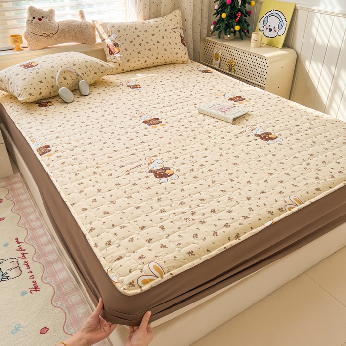 91家纺网 家纺一手货源 找家纺 赛丽雅 2026新款夹棉床笠三件套加厚床垫保护套 暖兔