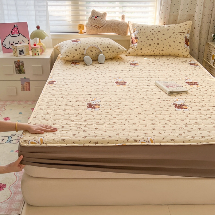 91家纺网 家纺一手货源 找家纺 赛丽雅 2026新款夹棉床笠三件套加厚床垫保护套 暖兔