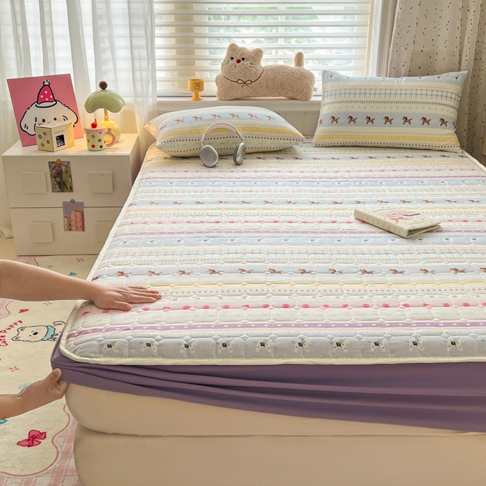 91家纺网 家纺一手货源 找家纺 赛丽雅 2026新款夹棉床笠三件套加厚床垫保护套 圣诞小马