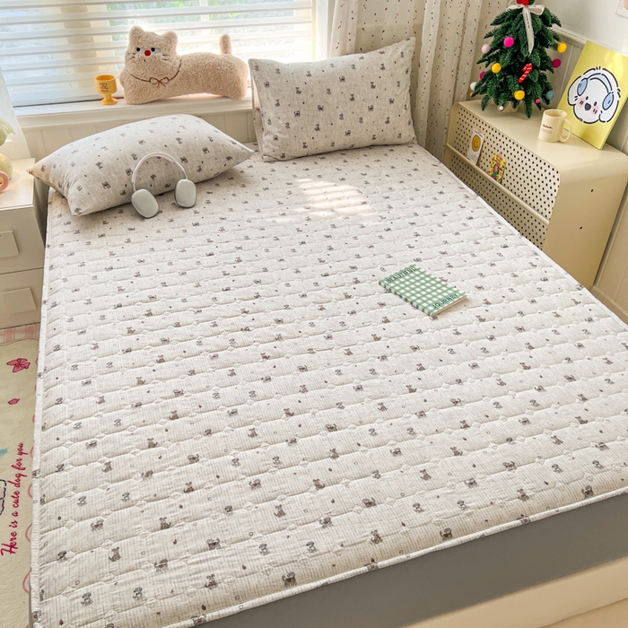 91家纺网 家纺一手货源 找家纺 赛丽雅 2026新款夹棉床笠三件套加厚床垫保护套 幸运狗狗