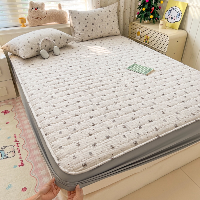 91家纺网 家纺一手货源 找家纺 赛丽雅 2026新款夹棉床笠三件套加厚床垫保护套 幸运狗狗