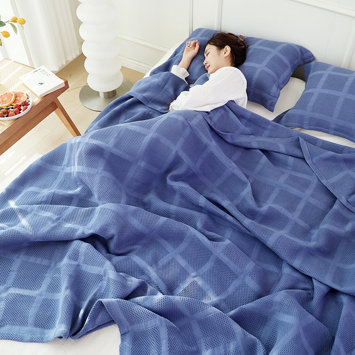 91家纺网 家纺一手货源 找家纺 朴尔家纺-毛巾被 2026新款全棉纯棉质朴方格风立体华夫格透气纱布毛巾被-朴尔经典款常年备货 方格华夫格-深蓝